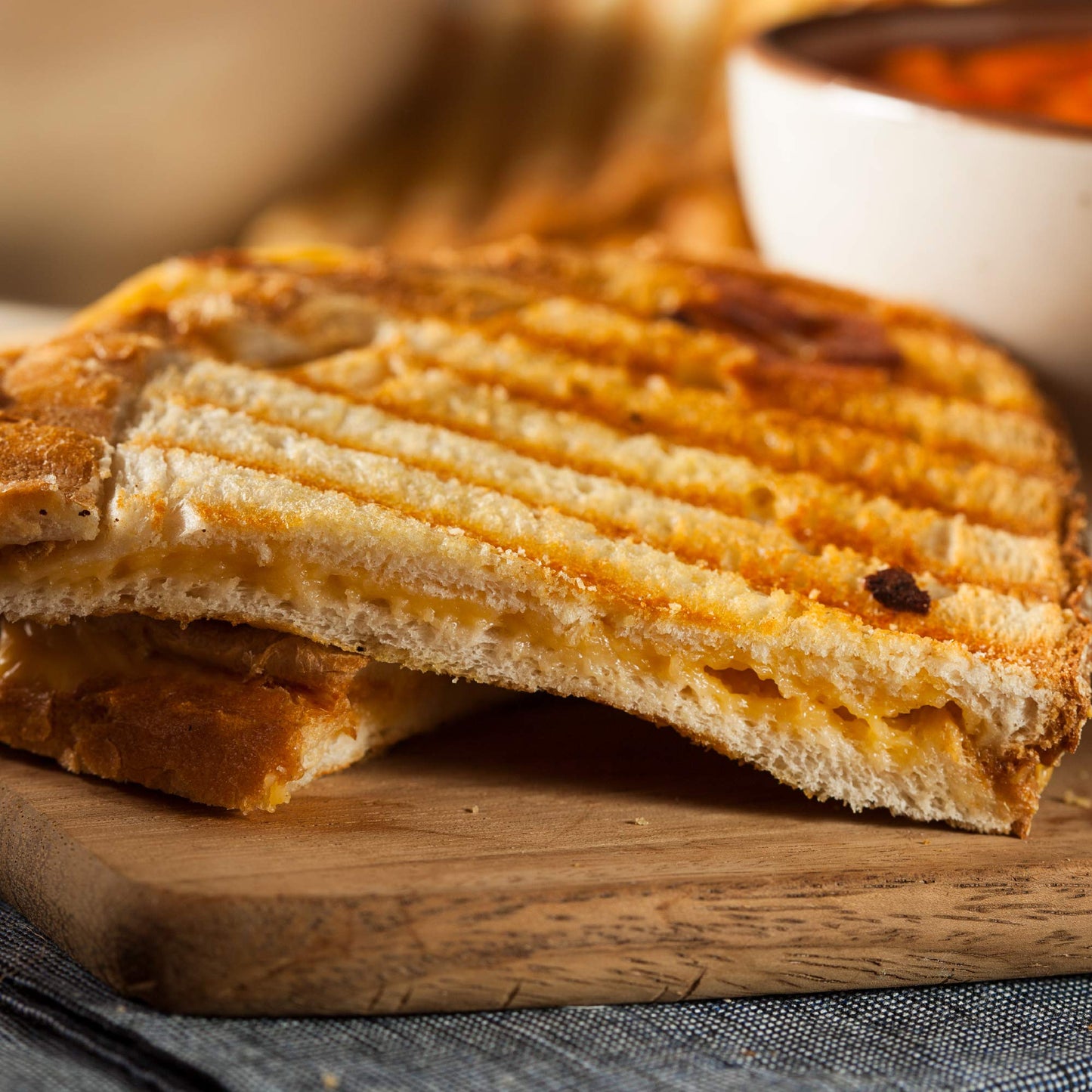 Holstein Housewares - Multifabricante antiadherente intercambiable con waffle, plancha y platos de parrilla, uso para paninis, panqueques, gofres y mucho más, rojo/acero inoxidable