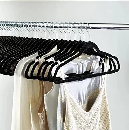 Ganchos - Ganchos para Ropa de Terciopelo, 50 Unidades, Caja, Color Negro, Perchas de Ropa, Calidad Premium
