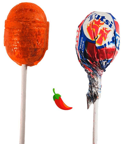 Tutsi Pop - Tutsi Hot paletas de caramelo sabor cereza con chile 80 piezas ideal para tus fiestas y eventos.