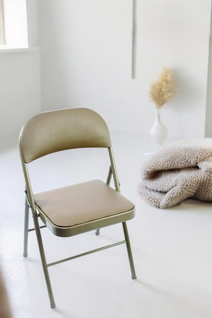 RIVARRO Silla Plegable metálica con Respaldo de Vinilo Beige