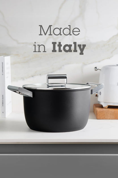 Smeg - Smeg Cacerola negra de 5 cuartos de galón, 9.5 pulgadas con tapa