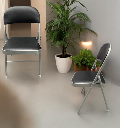 RIVARRO Silla Plegable Estándar con Respaldo De Vinil Negro para Oficina, Interiores, Exteriores, Fiestas