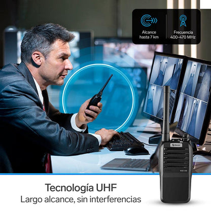STEREN RAD-530 Radio intercomunicador Profesional, hasta 7 km de Alcance, 5 Watts de Potencia, Banda UHF, 16 Canales preconfigurados, minilinterna