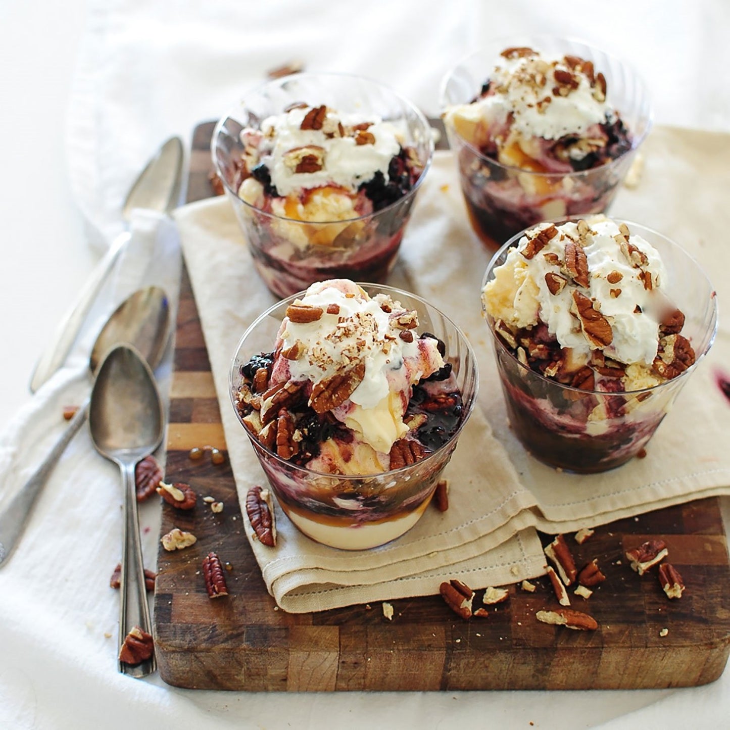 Chinet Cut Crystal Tumblers, 9 Ounce, 25 Count