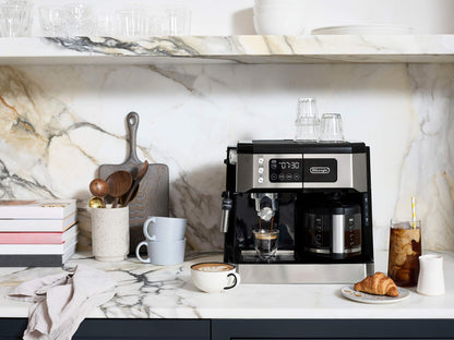 De'Longhi Cafetera 2 en 1 COM532M para Americanos y Espressos