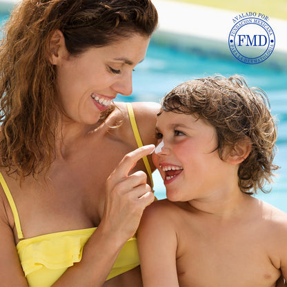 Eclipsol Ultra Loción Kids Protector Solar Facial y Corporal FPS50+, Hipoalergénico, Textura Ligera, Para Piel Sensible Infantil, Resistente al Agua, 60 g