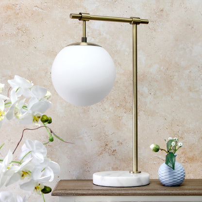 Elegant Designs LT2115-ABS - Lámpara de mesa moderna de vidrio blanco de mediados de siglo, con brazo de latón antiguo y base de mármol para estudio, sala de estar, recámara, entrada, latón antiguo