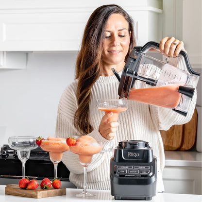 Ninja Licuadora Profesional con 4 velocidades, 1000W - BL710WM