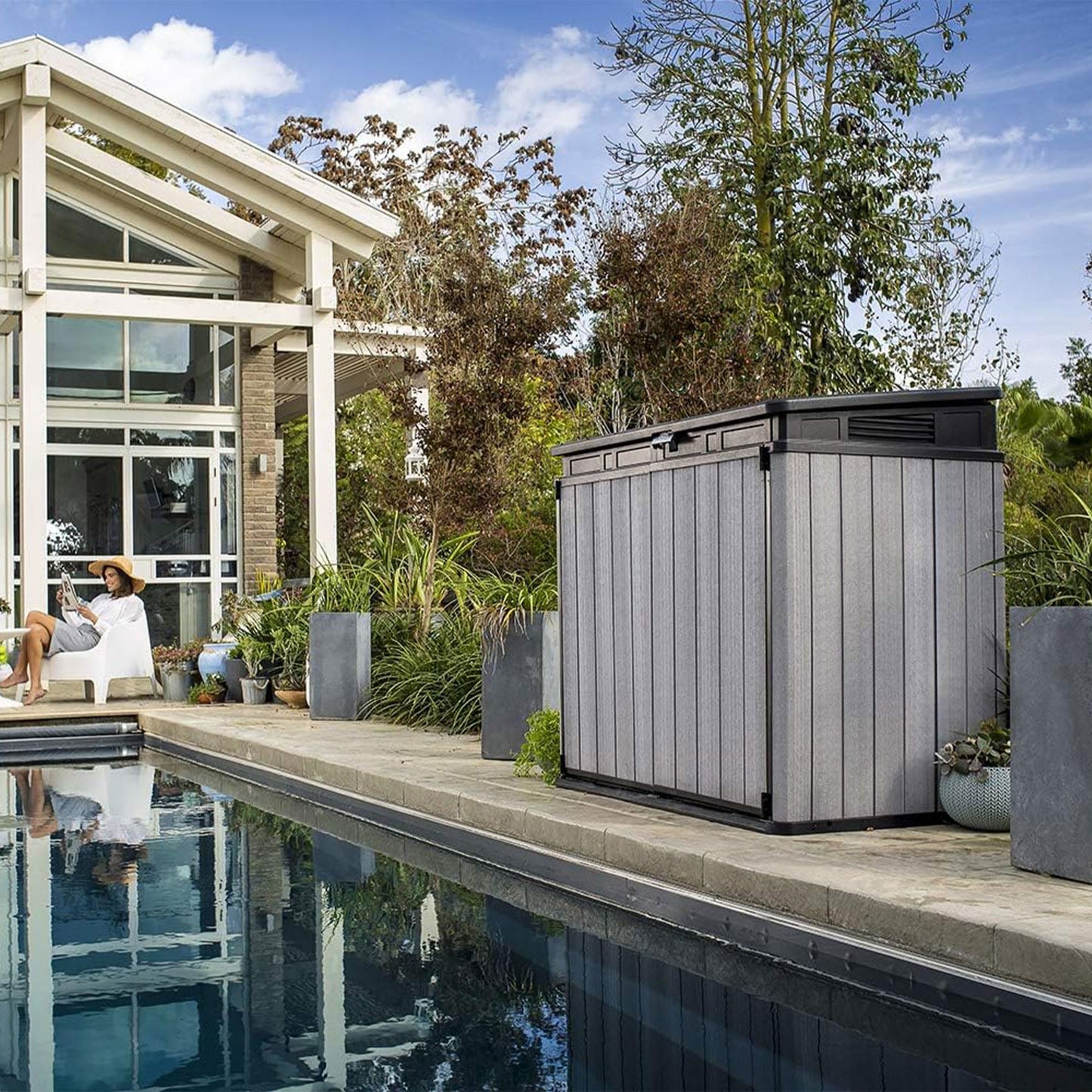 Keter Cobertizo de almacenamiento para exteriores, color gris y negro