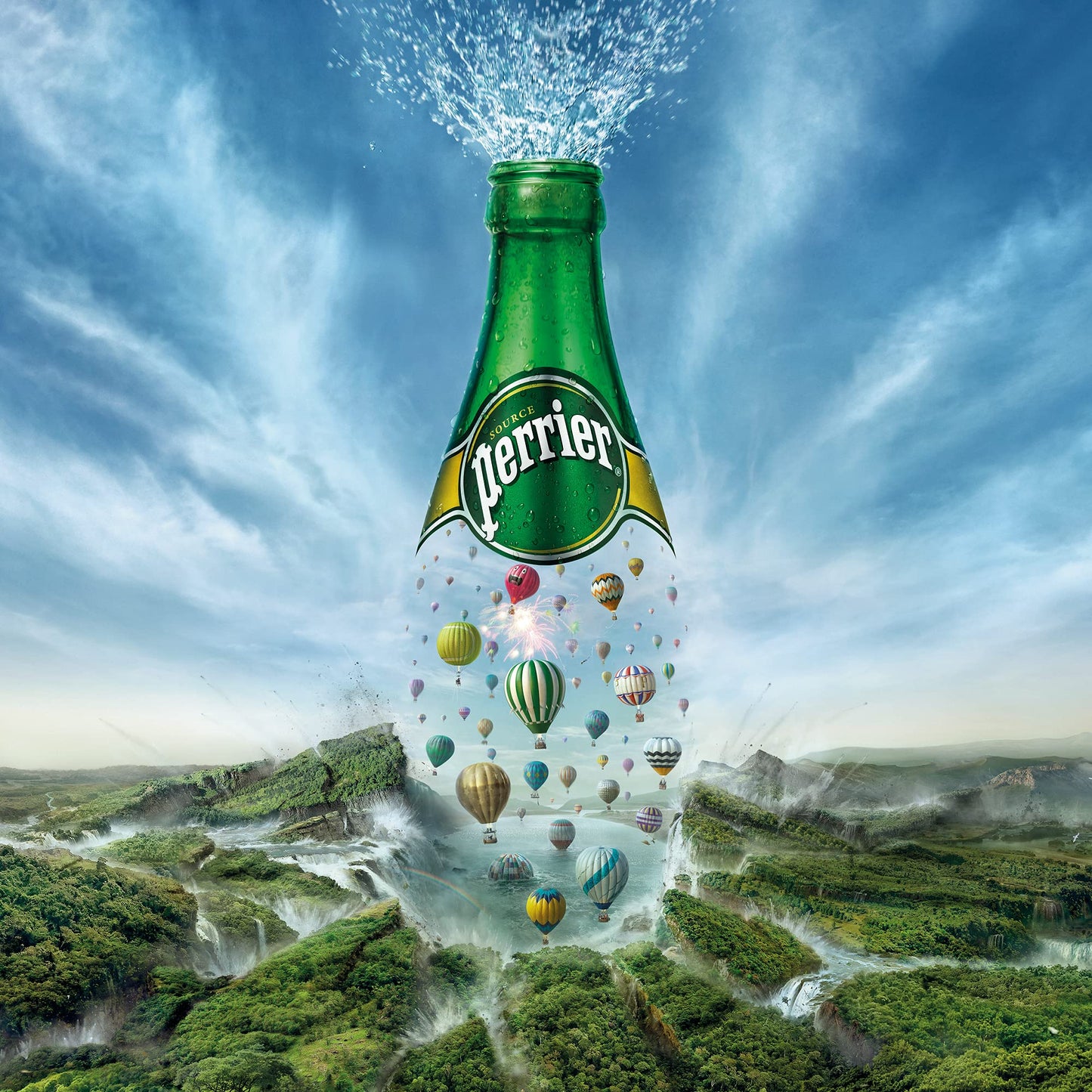 Nestlé Waters - Perrier, Agua de manantial gasificada. Paquete de 4 piezas con 330 ml c/u, 1.32 litros